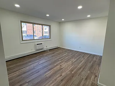 ac9745a35db3648bf026e03c3ab2c498-cc_ft_384